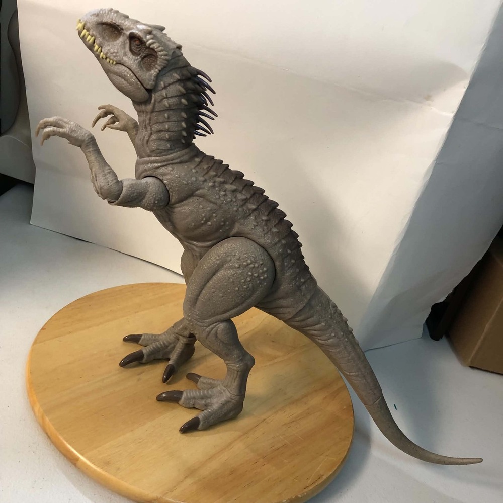 Mattel Jurassic World Indominus Rex Toy 21 in Camouflage N Battle Light Up 2022 - Picture 3 of 16
